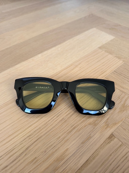 STRATA Roadcase Bold Black Square Sunglasses with Yellow Lenses main image 11